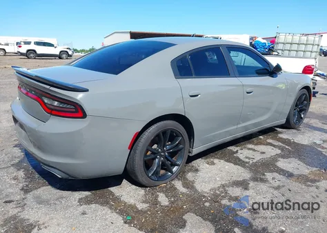 2017 Dodge Charger Se Rwd z USA, uszkodzony, nr VIN 2C3CDXBG4HH525286